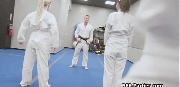  Kung fu training turns to wild foursome